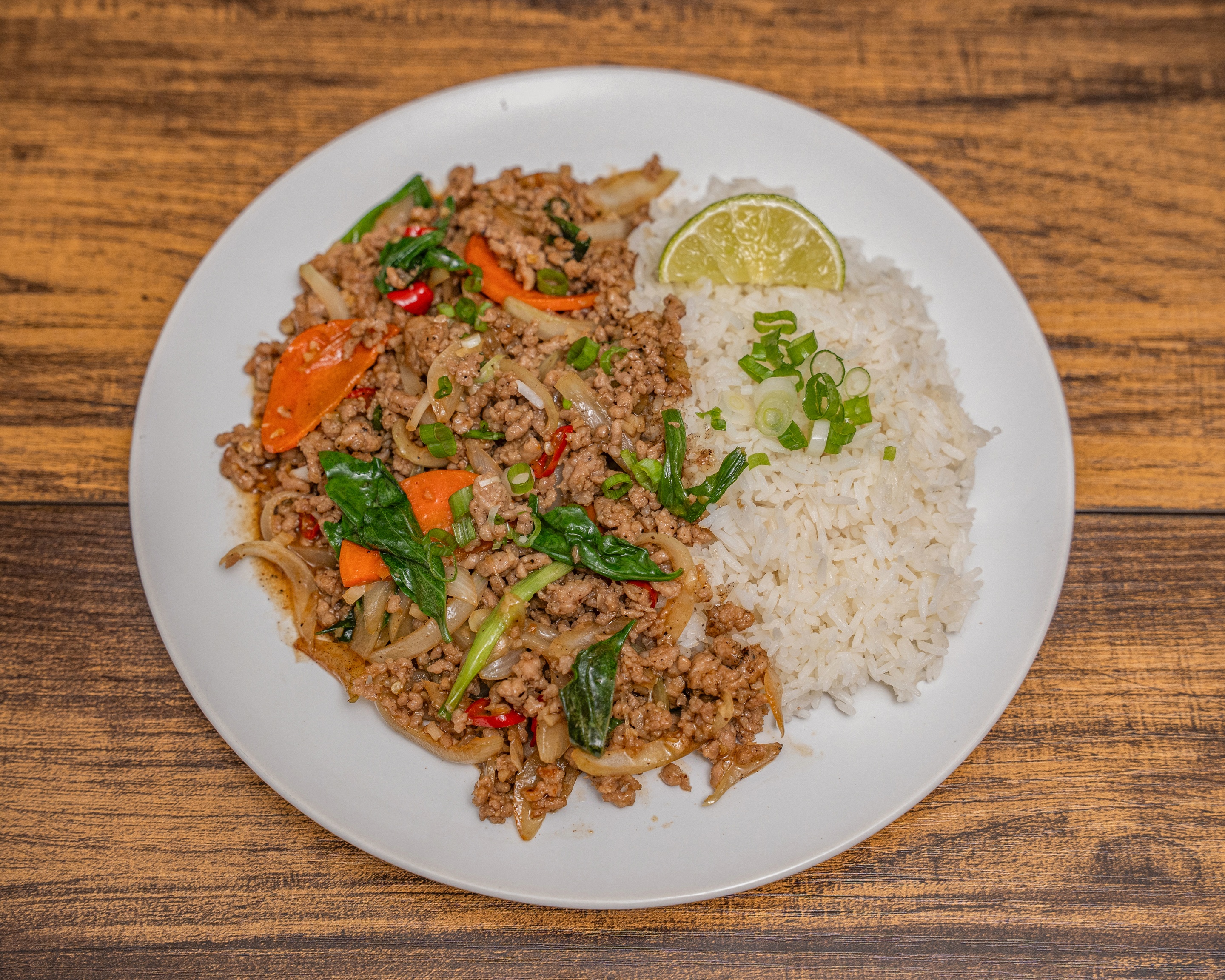 Basil stir-fried minced meat with rice